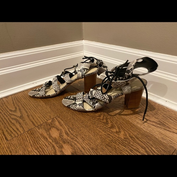 Women’s Marc Fisher Heels - Picture 5 of 6